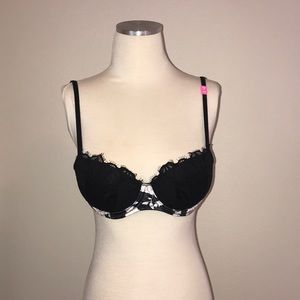 VICTORIA’S SECRET/PINK LACE PUSH-UP BRA